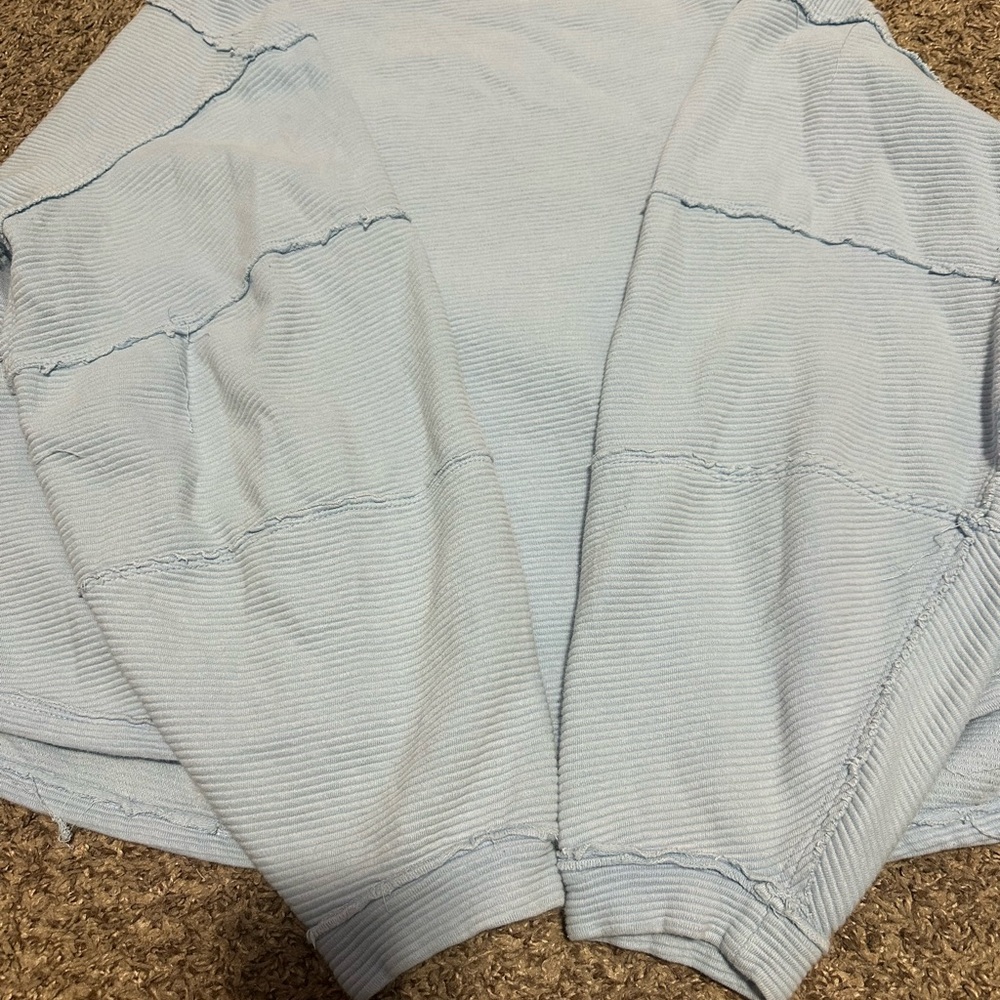 WE THE FREE TOTAL ECLIPSE TEE size Medium - image 6